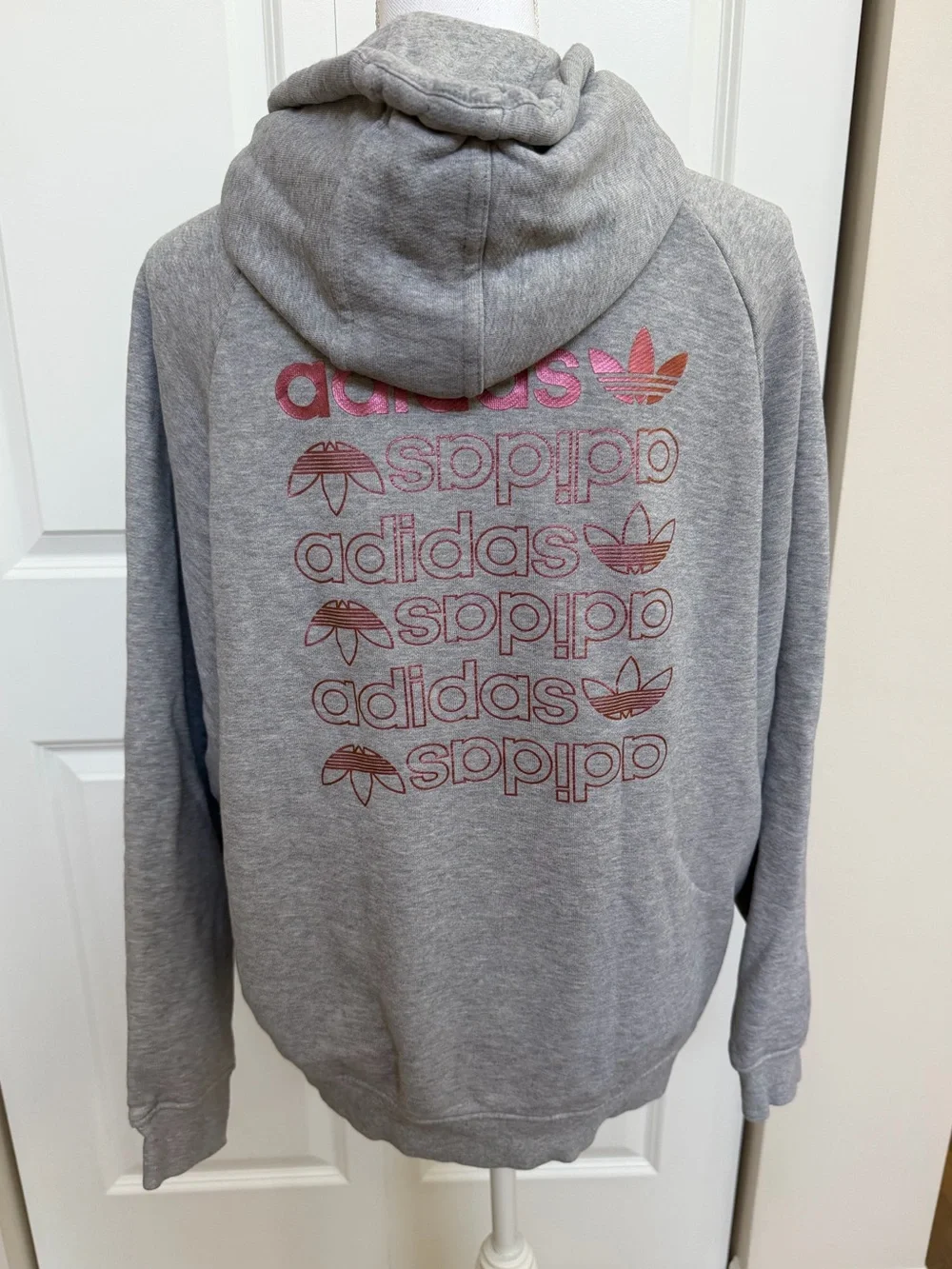 Adidas - Men’s Pullover Hoodie with Center Graphic (medium)